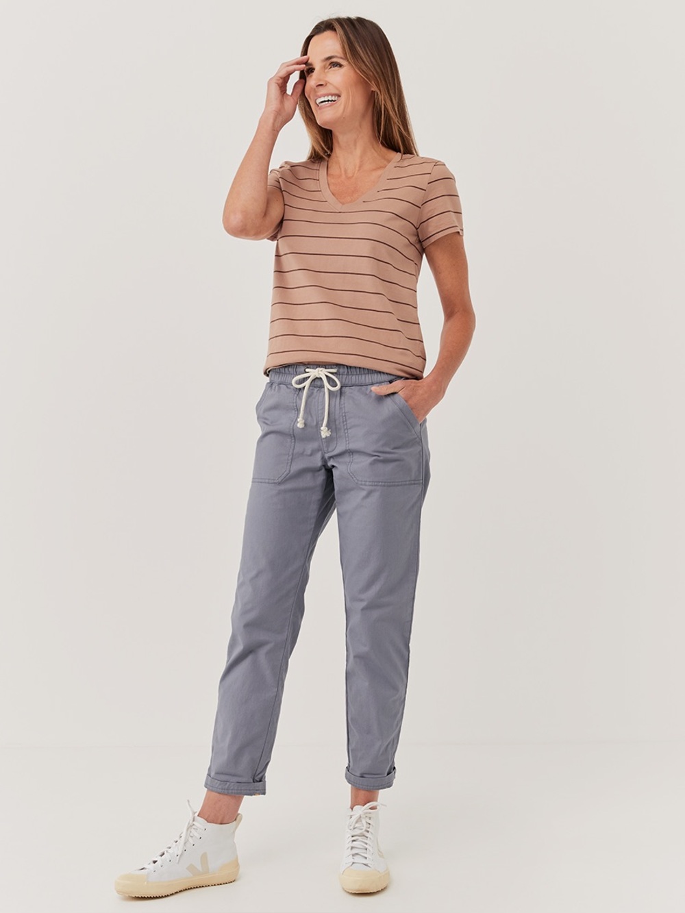 ‼️GUC: Pact Organic Woven Twill Roll Up Pants In Light Grey - S